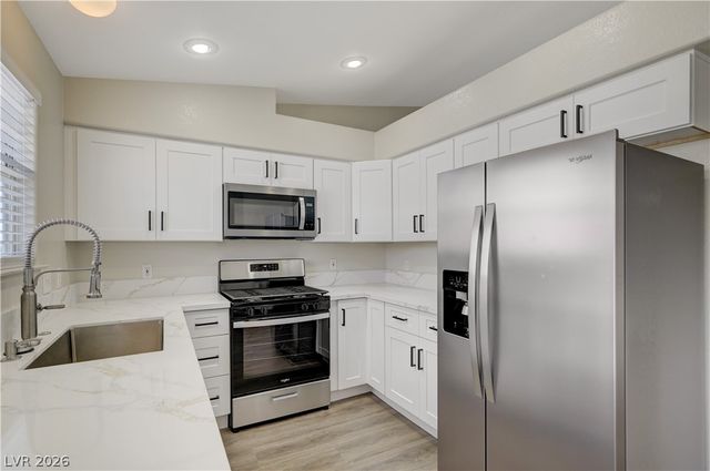 7554 Glowing Ember Court 201, Las Vegas, NV 89130