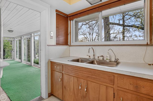 664 Sunrise Park Street, Genoa Twp, MI 48843