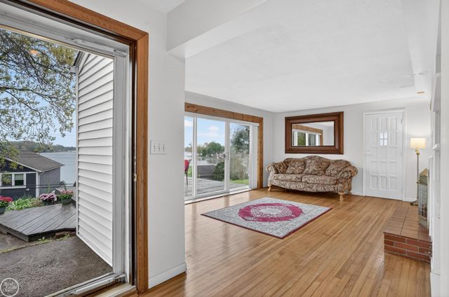 664 Sunrise Park Street, Genoa Twp, MI 48843