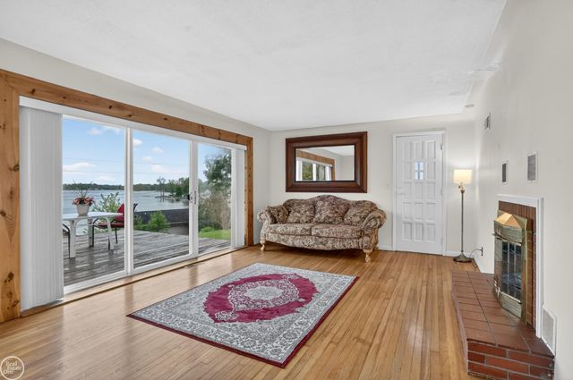 664 Sunrise Park Street, Genoa Twp, MI 48843