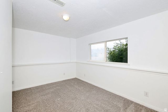 1012 W 1650 N, Harrisville, UT 84404