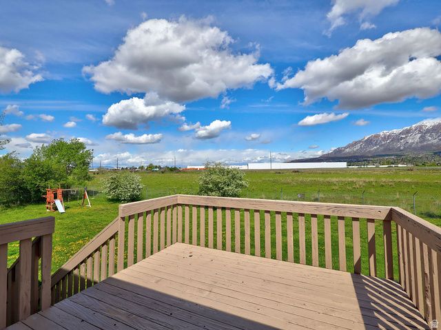1012 W 1650 N, Harrisville, UT 84404