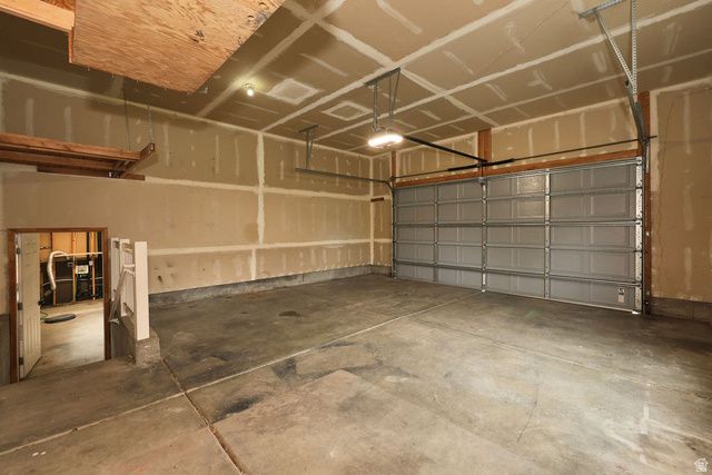 1012 W 1650 N, Harrisville, UT 84404