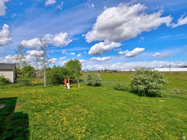 1012 W 1650 N, Harrisville, UT 84404