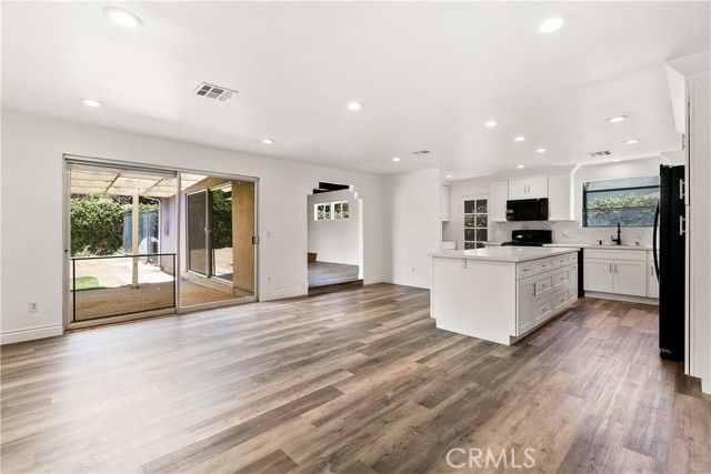 6229 Platt Avenue, Woodland Hills (los Angeles), CA 91367