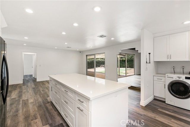 6229 Platt Avenue, Woodland Hills (los Angeles), CA 91367