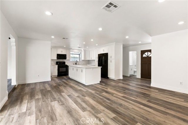 6229 Platt Avenue, Woodland Hills (los Angeles), CA 91367