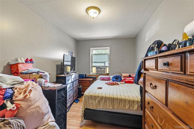 9550 112th street, Richmond Hill S., NY 11419