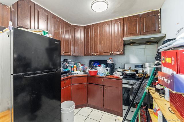 9550 112th street, Richmond Hill S., NY 11419