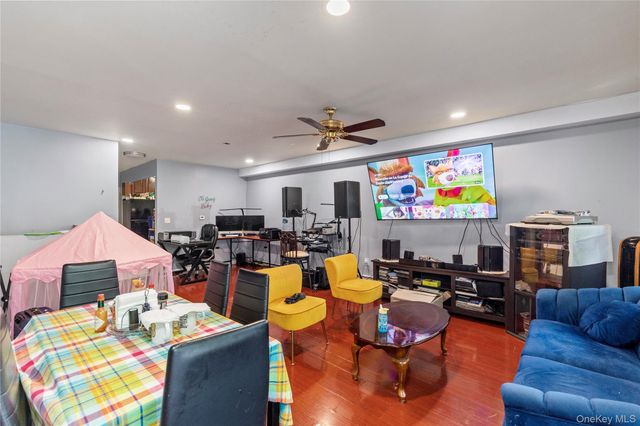 9550 112th street, Richmond Hill S., NY 11419
