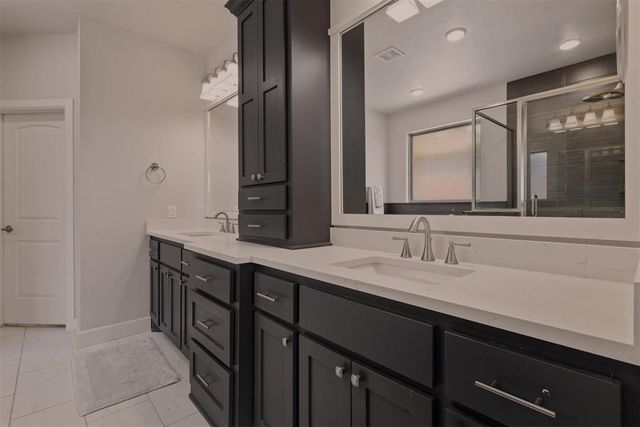 8124 Crew Lane, Edmond, OK 73034