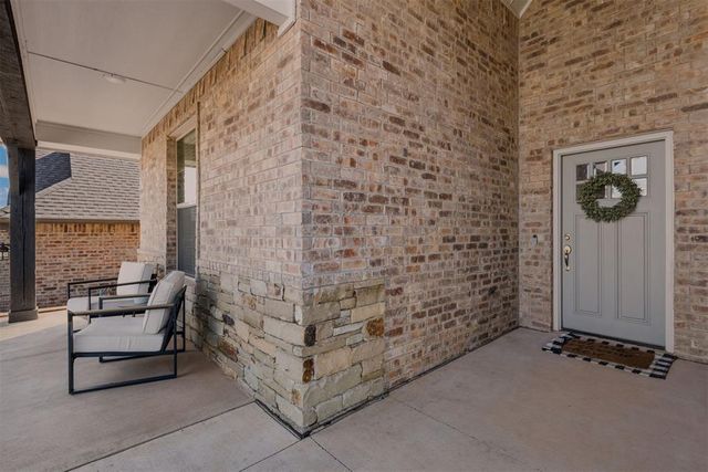 8124 Crew Lane, Edmond, OK 73034