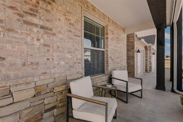 8124 Crew Lane, Edmond, OK 73034