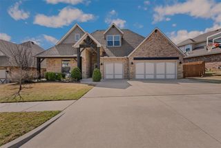 8124 Crew Lane, Edmond, OK 73034