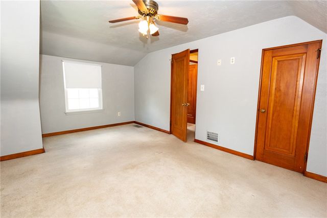 109 9th Ave, Ross Twp, PA 15229