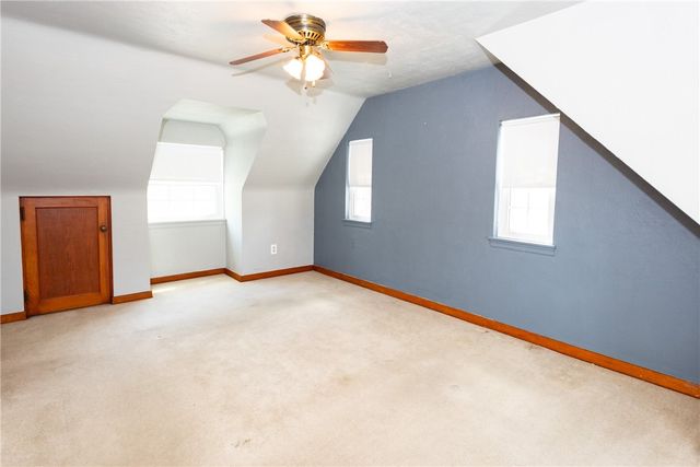 109 9th Ave, Ross Twp, PA 15229