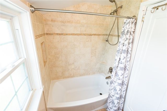 109 9th Ave, Ross Twp, PA 15229