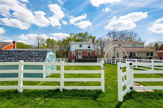 109 9th Ave, Ross Twp, PA 15229