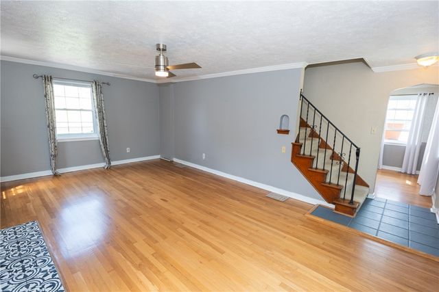 109 9th Ave, Ross Twp, PA 15229