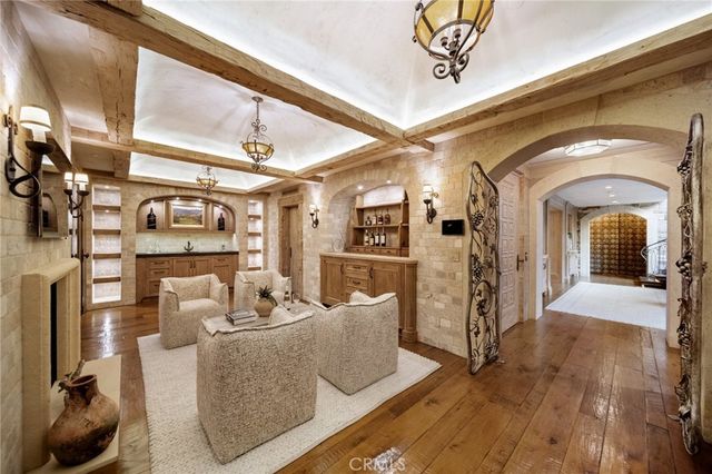 15 Montage Way, Laguna Beach, CA 92651