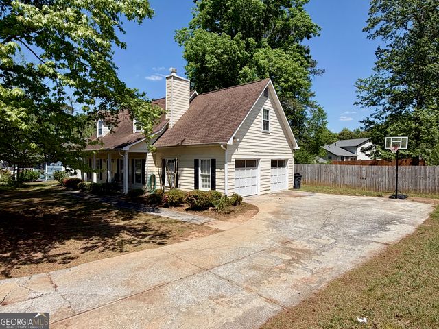 132 Crowell Road SE, Conyers, GA 30094