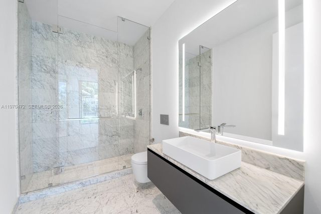 5 Grove Isle Drive M301, Coconut Grove, FL 33133