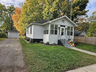 131 W CENTER STREET, Wautoma, WI 54982