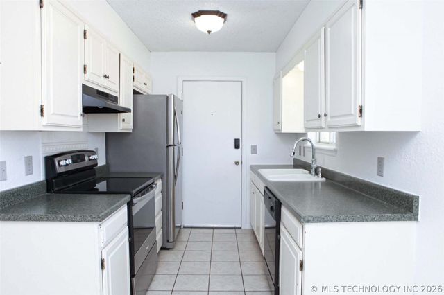 12442 E 13th Place, Tulsa, OK 74128