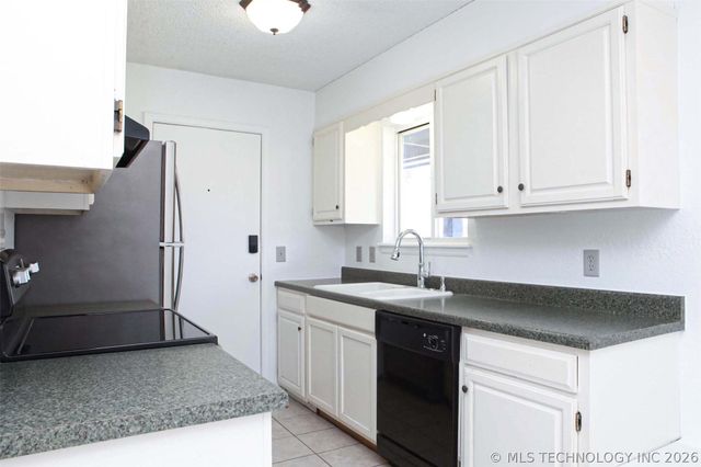 12442 E 13th Place, Tulsa, OK 74128