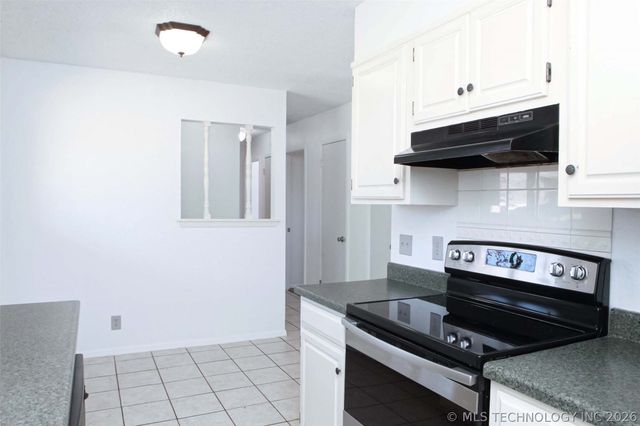 12442 E 13th Place, Tulsa, OK 74128