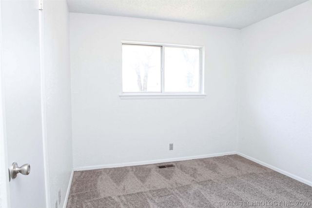 12442 E 13th Place, Tulsa, OK 74128