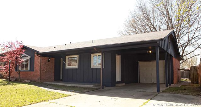 12442 E 13th Place, Tulsa, OK 74128