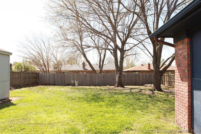 12442 E 13th Place, Tulsa, OK 74128