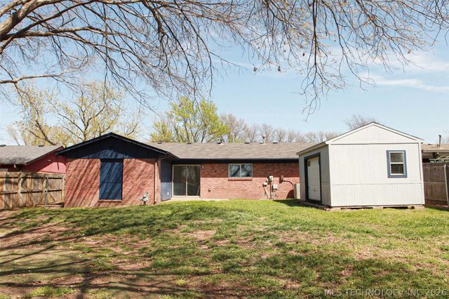 12442 E 13th Place, Tulsa, OK 74128