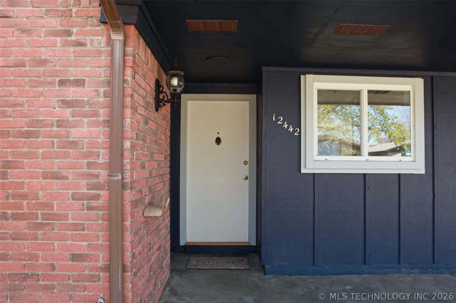 12442 E 13th Place, Tulsa, OK 74128