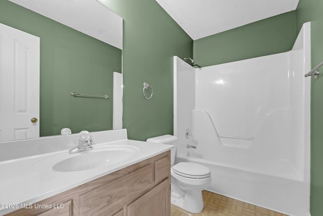 7155 Redfern Drive, Horn Lake, MS 38637