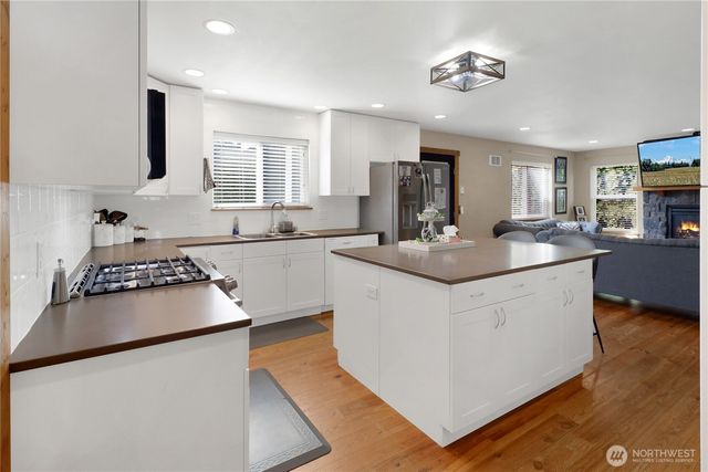 8457 Benson Road, Lynden, WA 98264