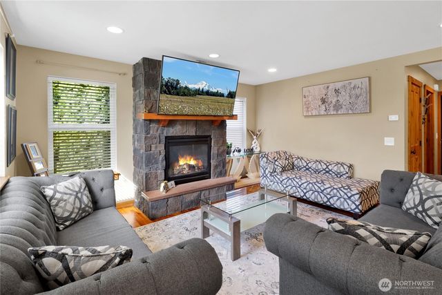 8457 Benson Road, Lynden, WA 98264