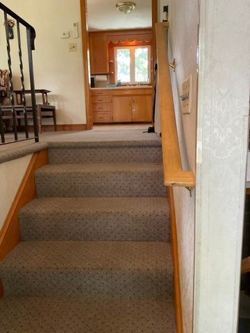 33 Rand Ave, Attleboro, MA 02703