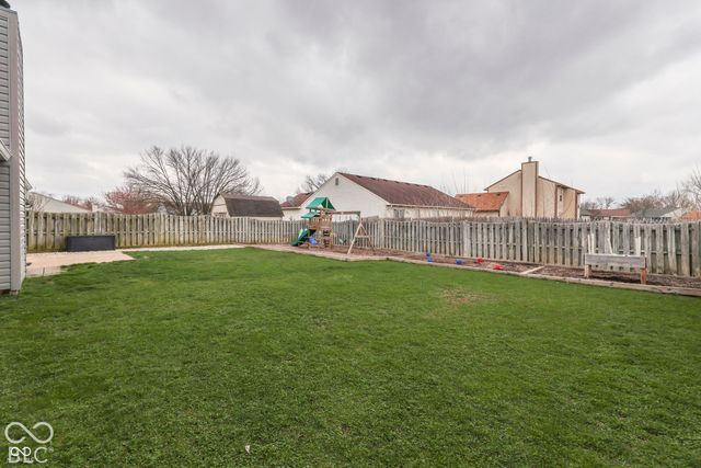 8042 Southern Trails Place, Indianapolis, IN 46237
