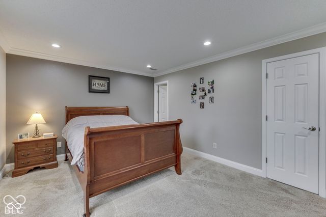 8042 Southern Trails Place, Indianapolis, IN 46237