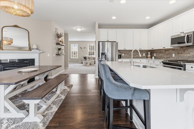 13049 Raritan Drive, Fishers, IN 46038