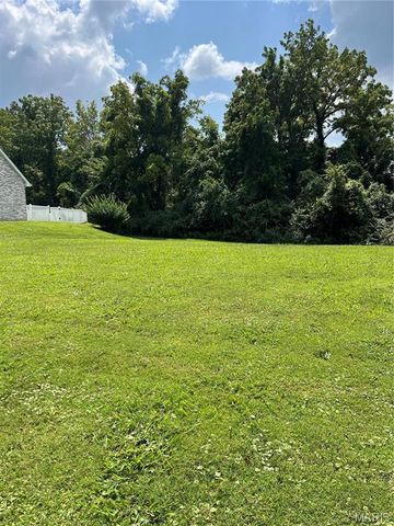 9150 Bunkum Road, Fairview Heights, IL 62208