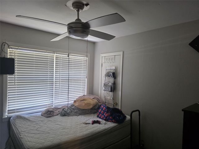10319 Lafferty Oaks Street, Houston, TX 77013