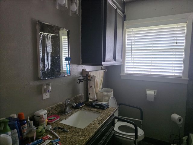 10319 Lafferty Oaks Street, Houston, TX 77013