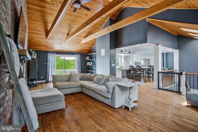 7785 SWAN LN, Owings, MD 20736