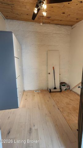 903 Franklin St, Louisville, KY 40206
