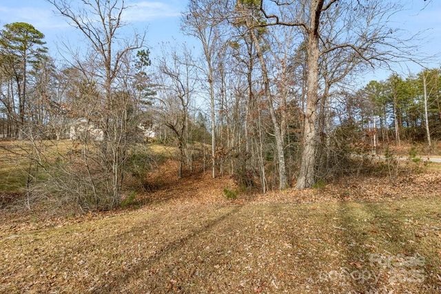 34 Scot Turn None, Mill Spring, NC 28756