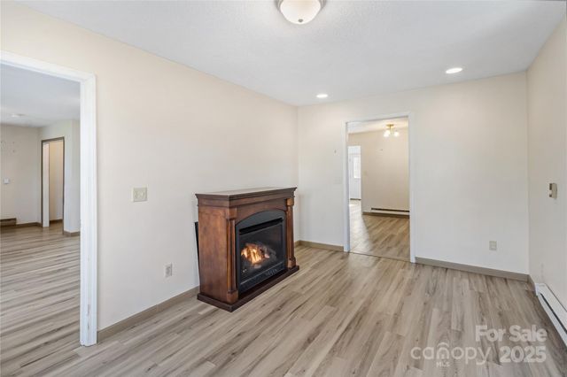 34 Scot Turn None, Mill Spring, NC 28756