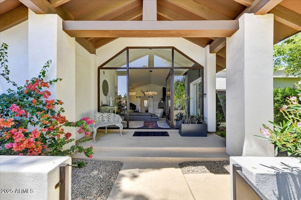 10157 E SAN SALVADOR Drive, Scottsdale, AZ 85258